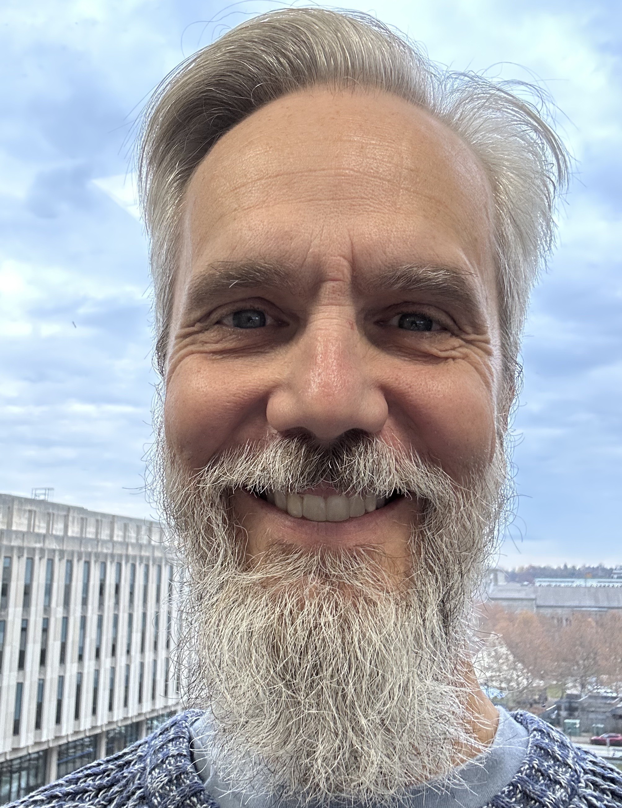 Profile image for Tom Akiva
